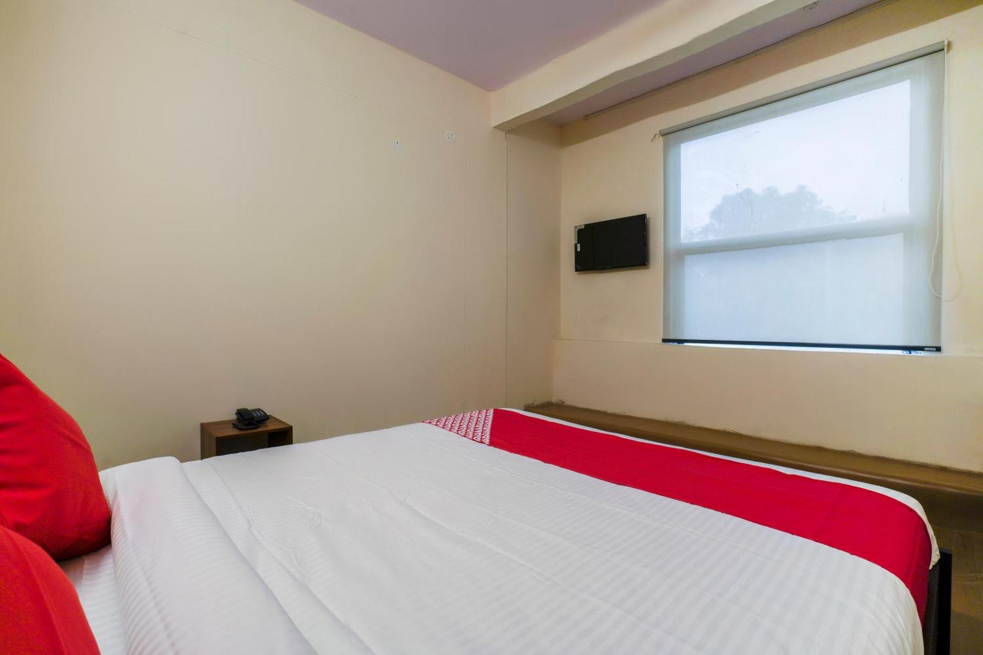 Hotel O Alpine Glow Zenith Hyderabad Exterior photo